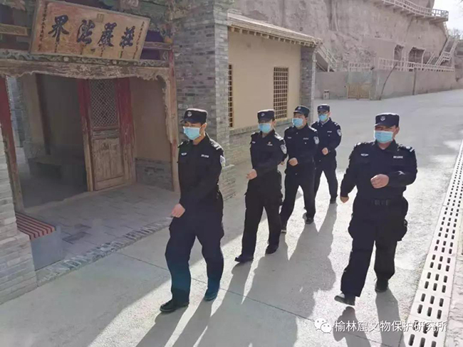 窟区安全巡查.jpg