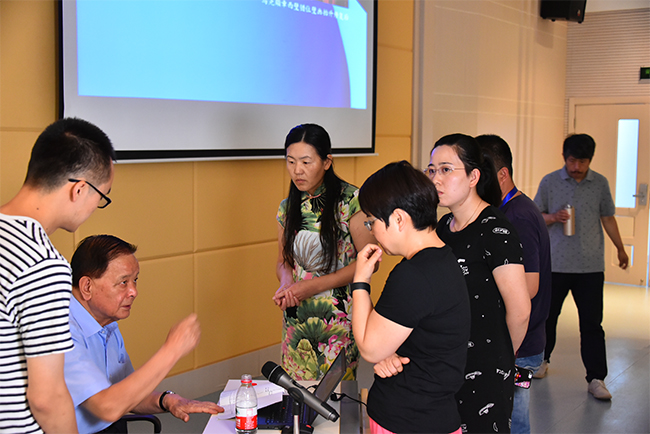 6-3-学员向老专家请教问题-柴鹏飞1.jpg