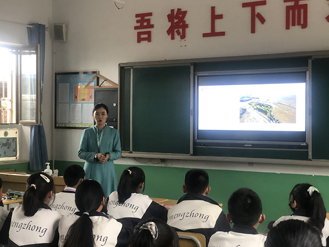 孟家桥中学,向师生宣传“5.jpg